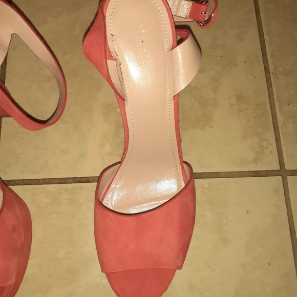 Red Velvet Barney New York Pumps - Picture 10 of 15